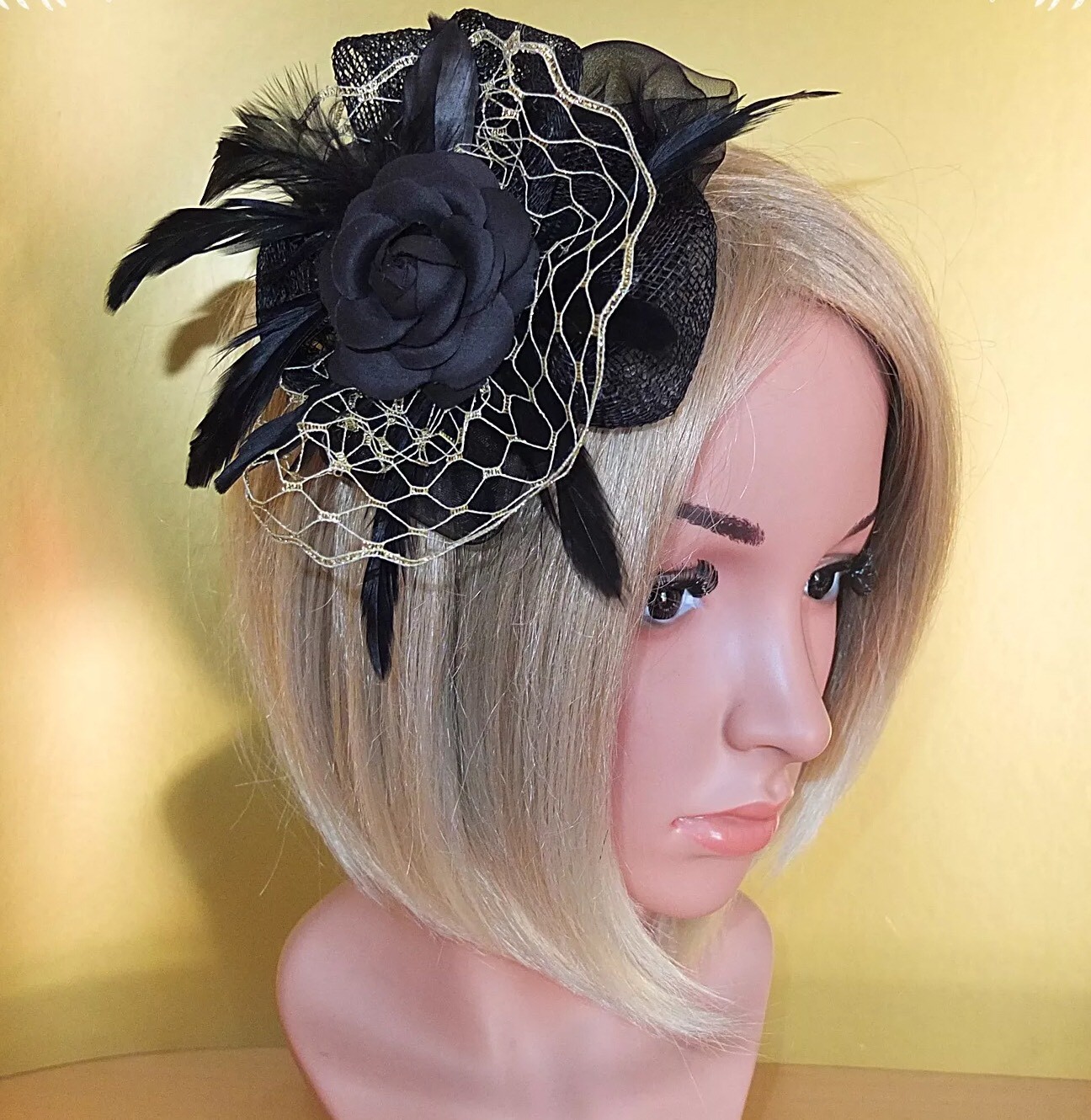 Smiffys Fascinator Hut Mit Schleier & Feder – Gothic-Kostümzubehör Für Halloween & Mottopartys