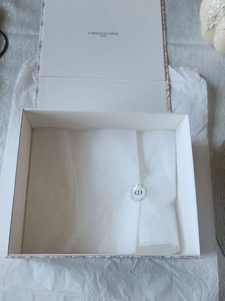 Christian Dior Gold Gift Box NEW! Fast Ship! | eBay Christian Dior Gold Gift Box NEW! Fast Ship! | eBay