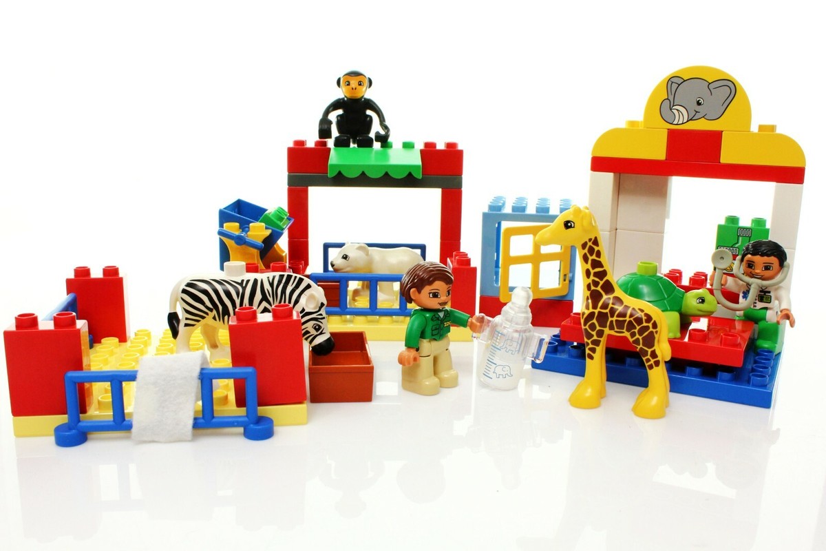 Lego Duplo Town Zoo Set 6158 Animal Clinic vintage 2012 | eBay