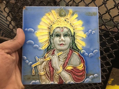 OLD VINTAGE RARE HANDMADE DECORATIVE HINDU GOD LORD KRISHNA CERAMIC TILE, JAPAN - Picture 3 of 11
