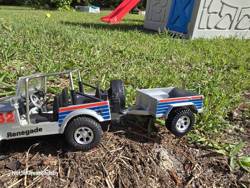 New Bright Jeep Renegade CJ7 Remote Control Car Off-road Special RC Vintage - Picture 5 of 6