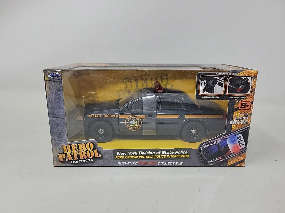 JADA TOYS HERO PATROL 1:32 SCALE 2010 FORD CROWN VICTORIA NEW YORK STATE POLICE - Image 2 of 4