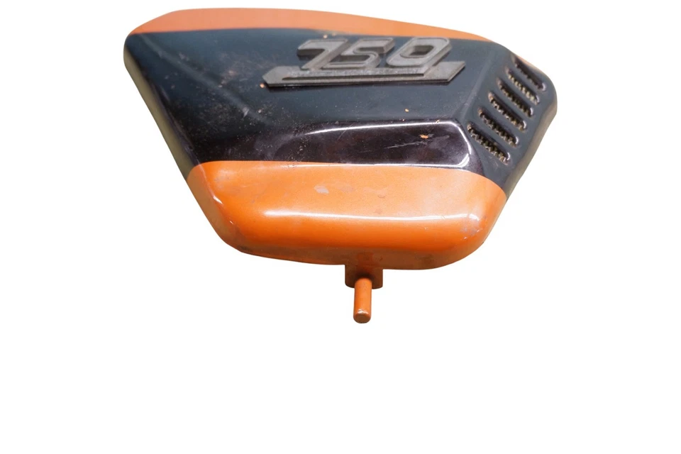 Ducati 750 GT 750GT 1974 Super Sport bisel DM Desmo *2904 cubierta lateral derecha Foto 2 de 4