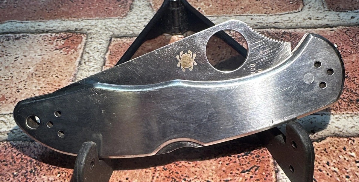 Vintage Rare SPYDERCO V8-10 Police Seki-City Japan Full Serrated