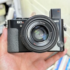 Sony Cyber-shot DSC-RX1R II 42MP Digital Camera DSC-RX1RM2 - 90%new
