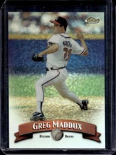 1998 Topps Finest Greg Maddux Refractor #16 Braves