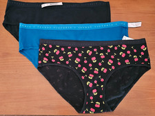Victoria's Secret Panties NWT Medium Hiphugger 3 Pair Blue Black Strawberries VS