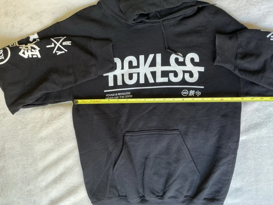 Sudadera con Capucha Young & Reckless Negra Diseño Gráfico Pullover Adulto XS NUEVA CON ETIQUETAS  Foto 4 de 4