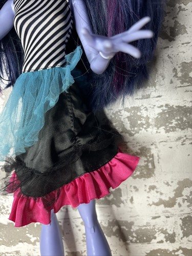 Große 28" Monster High Voltageous Gore-Geous Ghoul Friend Puppe fehlende Hand - Bild 2 von 5