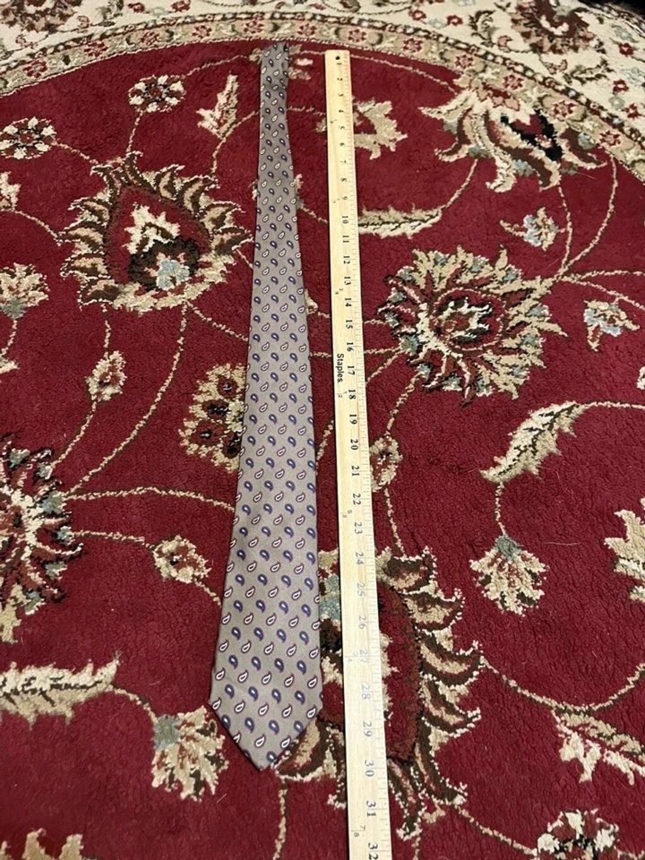 Corbata geométrica vintage Liberty of London púrpura pura seda para hombre Foto 3 de 4