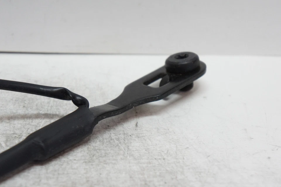 2014-2015 Dodge Dart 1SU82DX Driver Seat Belt Buckle Left Driver Side OEM *A7978 - Image 3 of 4