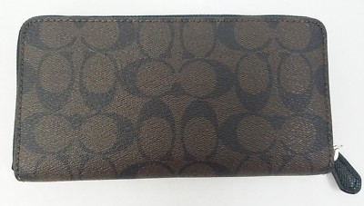 COACH ラグジュアリーアコーディオン Accordion Wallet In Signature | COACH®