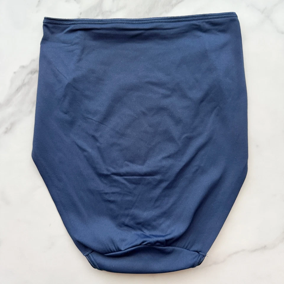 Calcinha Soma Vanishing Tummy perna alta meia-noite azul marinho tamanho XS - Imagem 2 de 4