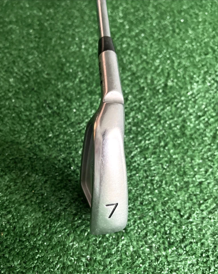 PING i E1 Single 7-Iron Black Dot, Stiff Ping AWT 2.0 Steel, Men's LEFT-Handed - Image 3 of 4