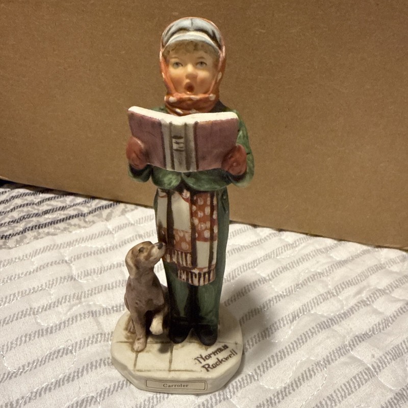 VTG 1973 Norman Rockwell Saturday Evening Post Carroler 6" Collectible Figurine
