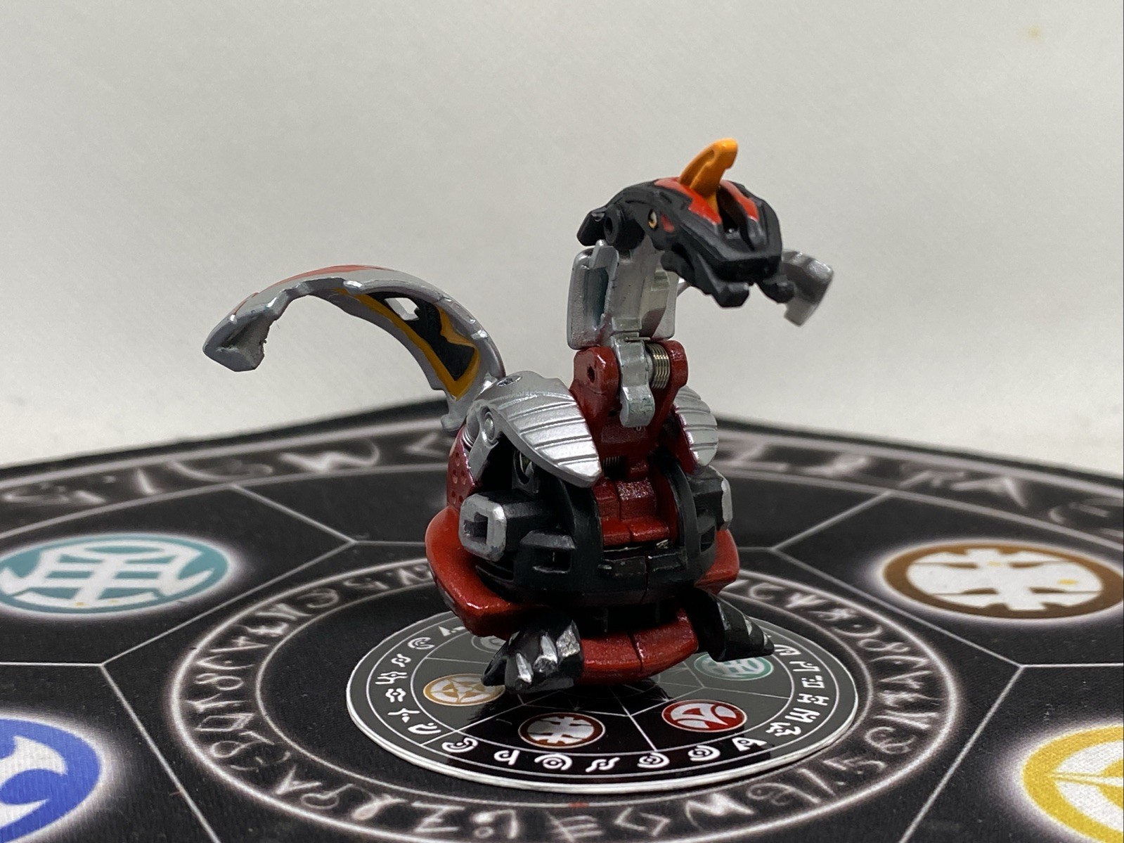Bakugan Battle Brawlers Pyrus Cyborg Helios Mk Anime Accurate