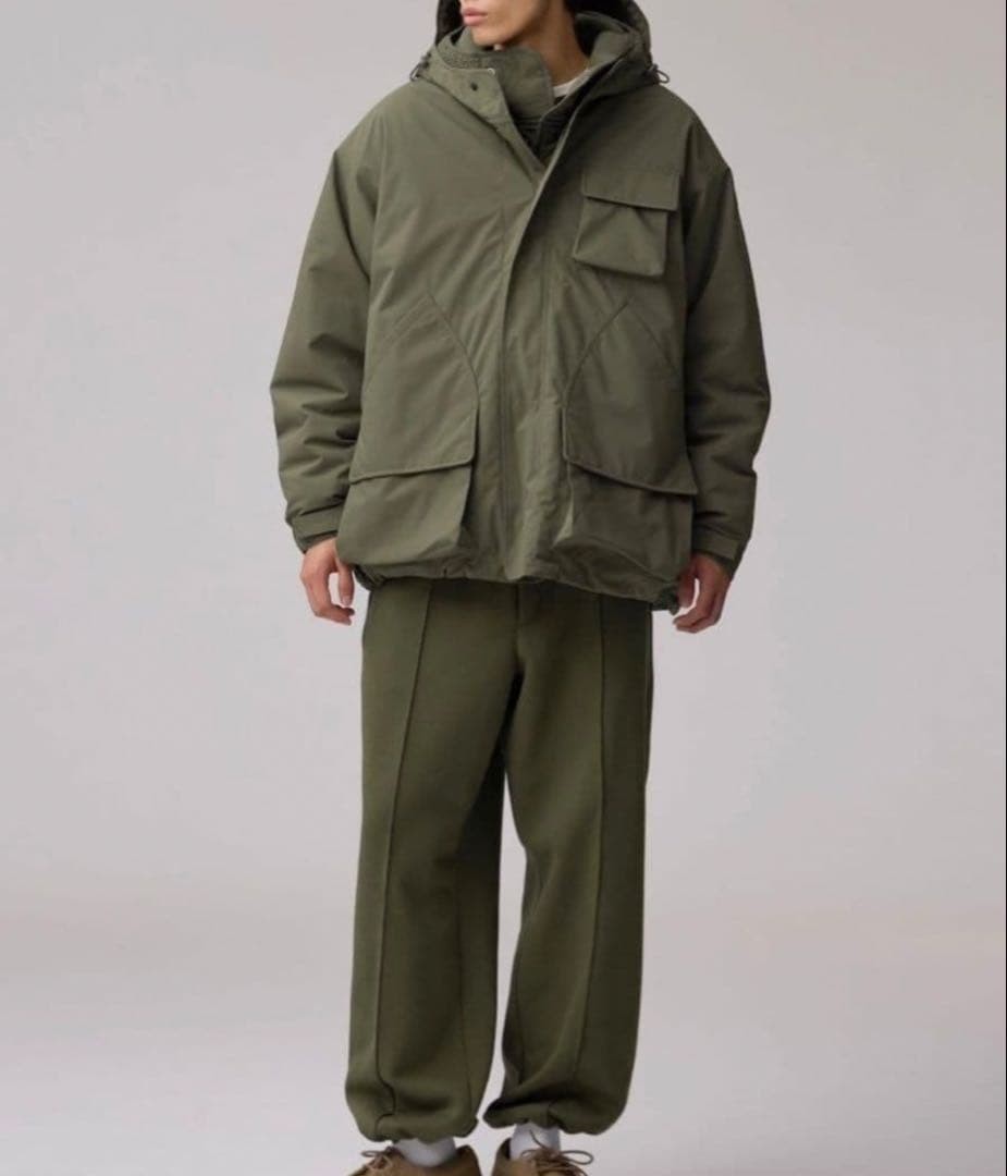 Good Condition GU ENGINEERED GARMENTS Padded Sher… - image 3