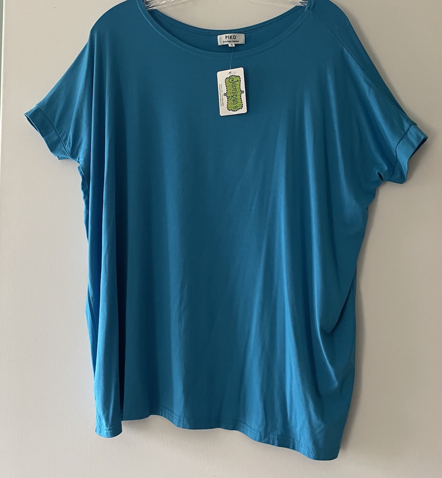 NWT! $24 Piko Envi Free Fashion Women’s Size Small Bamboo Oversized Shirt Top
