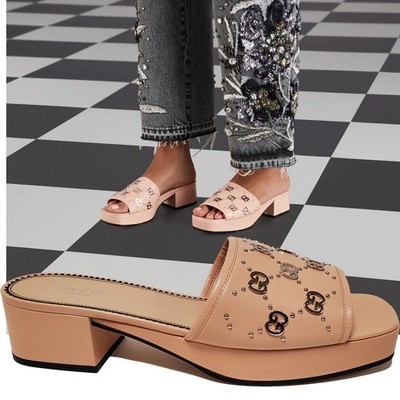 GUCCI SHOES INTERLOCKING G LOGO STUD LEATHER SLIDE