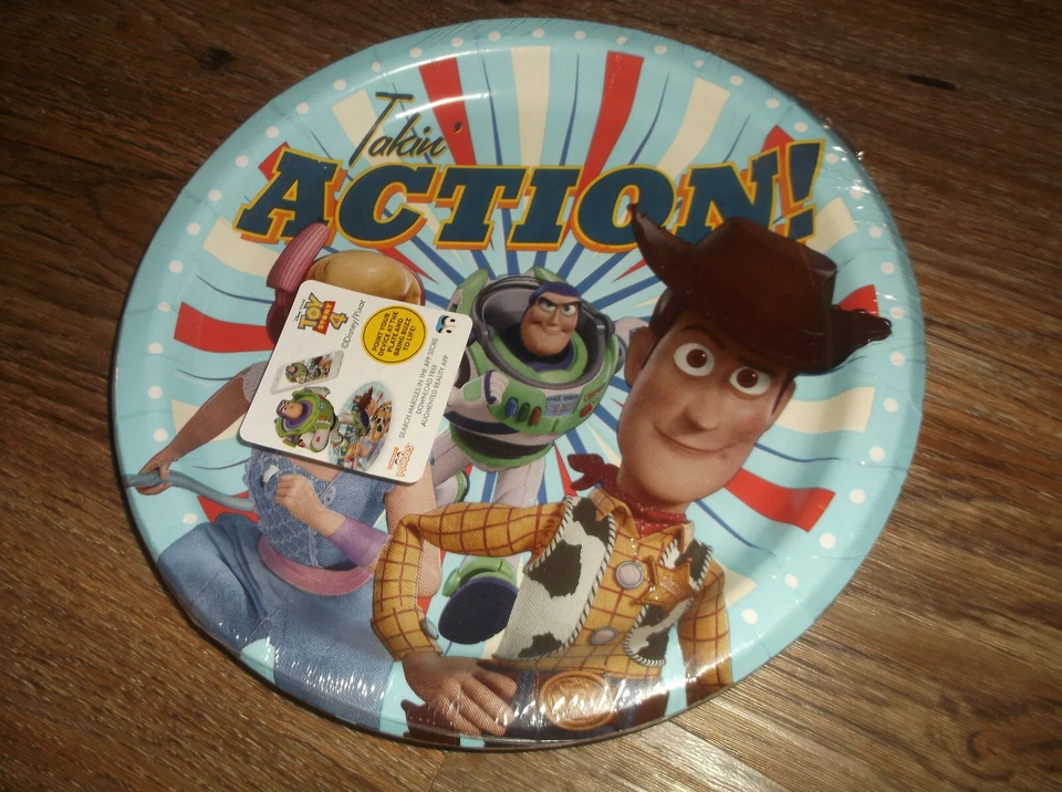 NUEVO Toy Story Lote de 4 Fiesta para 8 Platos Servilletas Banner Mantel Favores Sombreros Foto 2 de 4