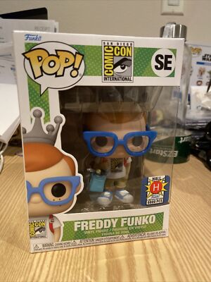 Funko Pop Freddy Funko SE SDCC 2022 Hall H Exclusive (Limited to 6800 Pieces)