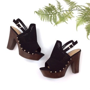 report platform sandals