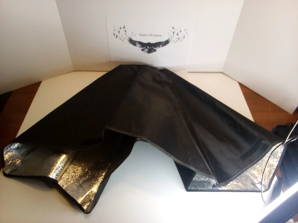 (2) Photography Studio Reflective Light Black / Silver Umbrella - Image 2 of 4