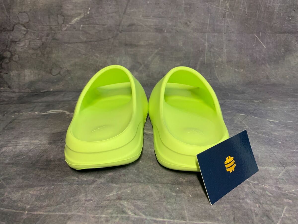adidas Yeezy Slide adidas Yeezy Slide