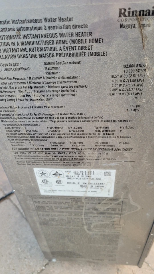 Calentador de agua interior sin tanque Rinnai RLX94iN gas natural 192K BTU para piezas Foto 2 de 4