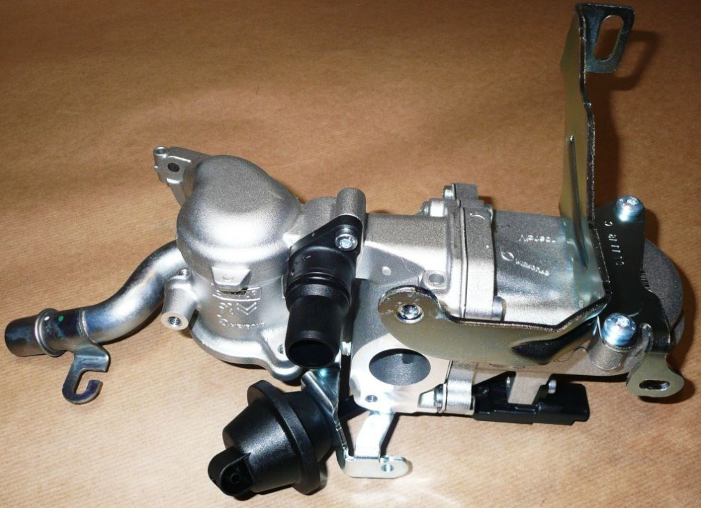 Refroidisseur EGR 9800125180 échangeur thermique pour Peugeot Partner 1.6 HDi