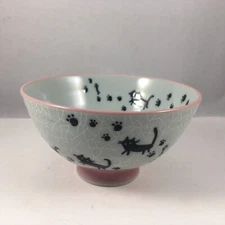 SET of 2 Japanese 4.5"D Porcelain Rice Bowl Grey Crackle Pink Cat Made in Japan
