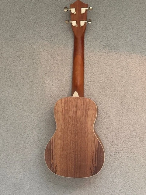 Lanikai Koa Concert Pack Ukelele with bag- Abalone Inlay - Slightly used - Image 3 of 4