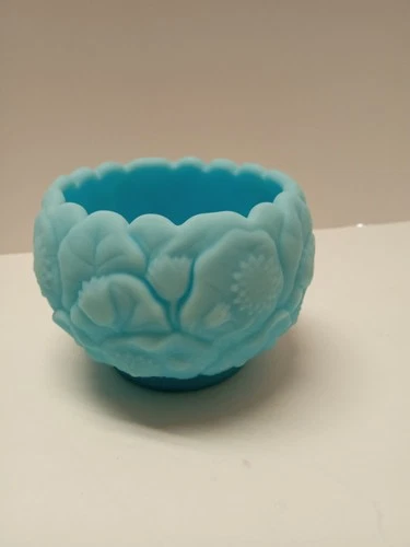 Vintage Unmarked Fenton Blue Satin Glass Rose Bowl Water Lily Lotus Flower