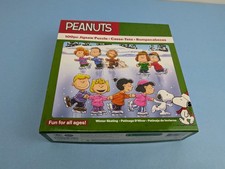 Snoopy Peanuts Gang Puzzle Winter Skating 100 Piece Jigsaw Factory US New 11X15"