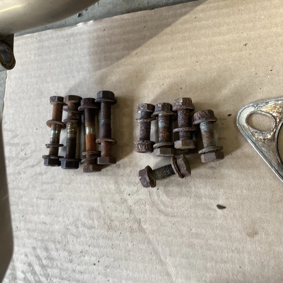 2008 2009 - 2013 英菲尼迪 G37 Coupe RWD Invidia 排气系统 HSO7IG7GIS — 第 4/4 张图片