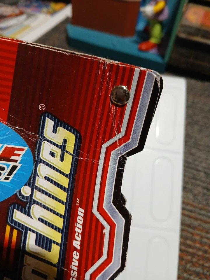 NEW DAMAGED PACKAGE Hasbro Micro Machines Flame Racers 2003 & Police Task Force  - Image 4 of 4