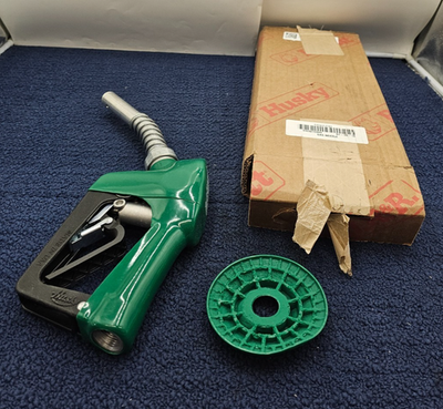 #ad Husky 159561 03 Model 10S Gas Pump Nozzle 3 4quot; NPT 15 GPM Green $80.00