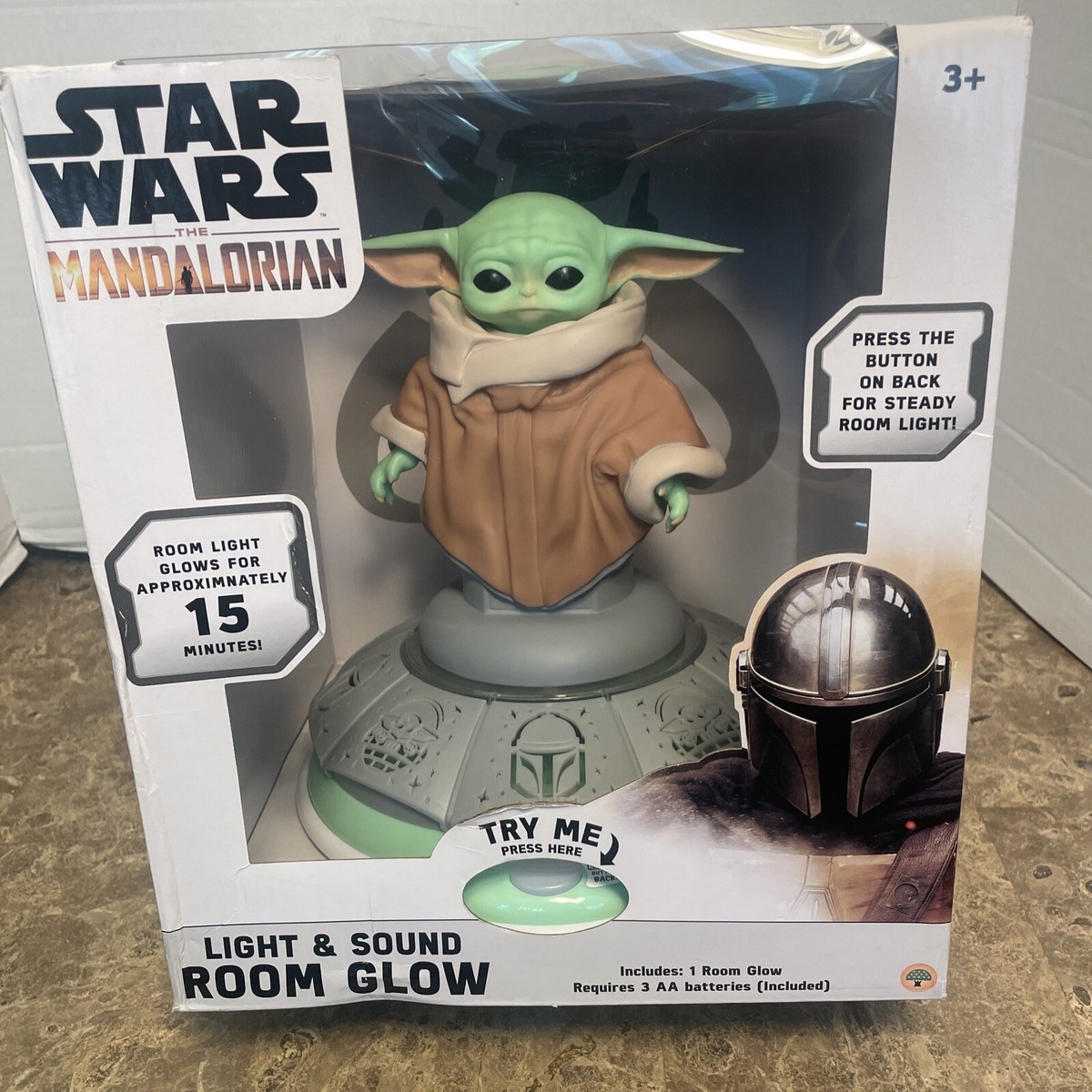 Disney Star Wars baby Gogu, the Mandalorian Light & Sound Room