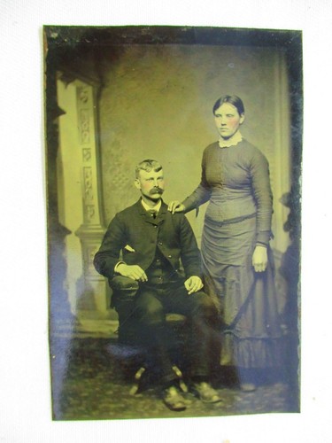 1860s Young Victorian Couple Tin Type Antique Photo Portrait Gray Family PA - Picture 1 of 6