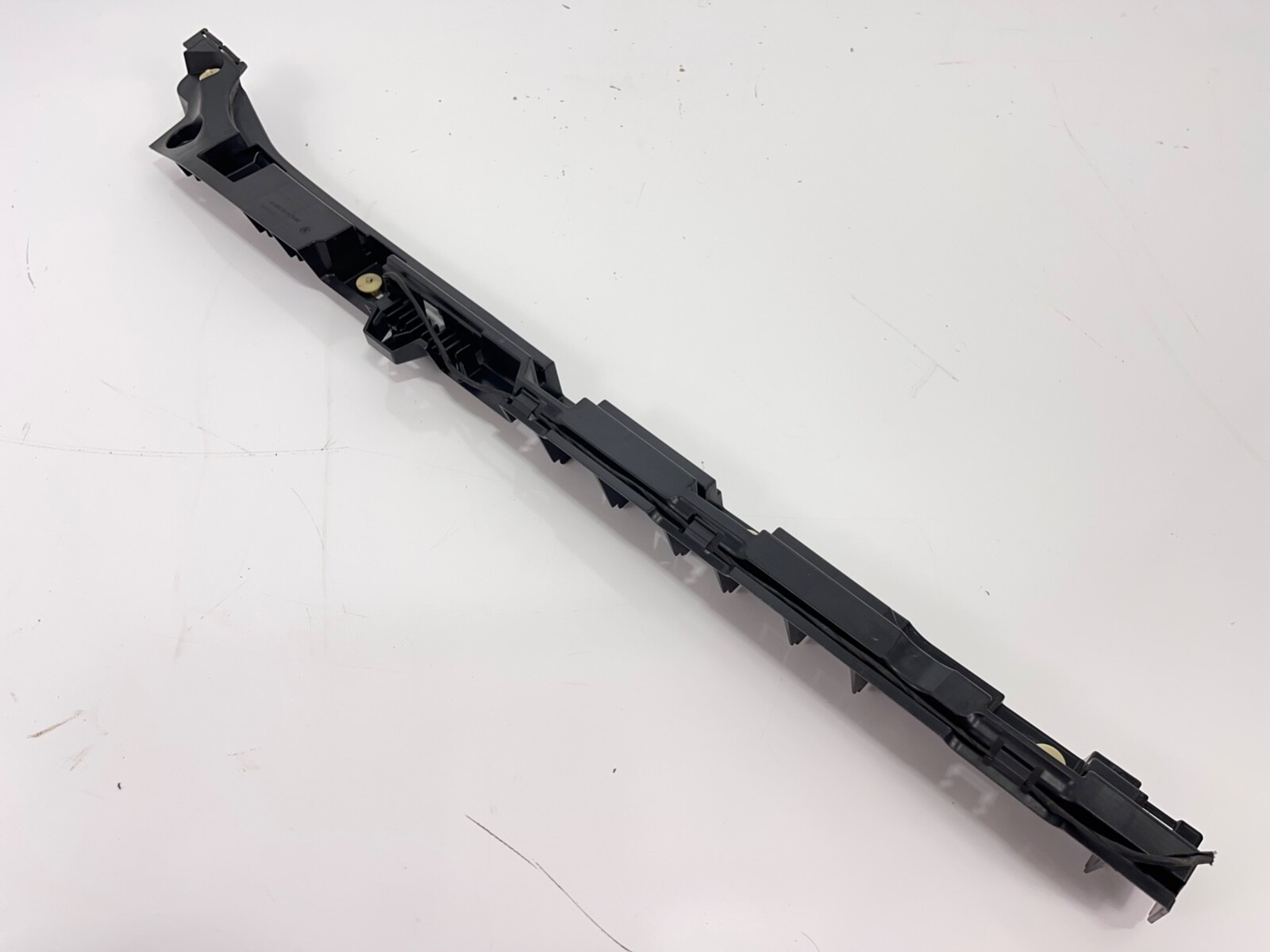 10-16 BMW F10 Rocker Molding Rear Right Side Mount 7204022 OEM for 