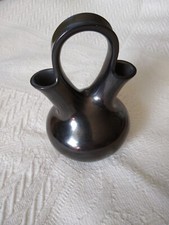 Handled Wedding Vase Hortensia Andana double spout blackware pottery