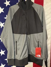 NWT The North Face Track Jacket Mens Tech Fleece Gray Full Zip Pockets Large