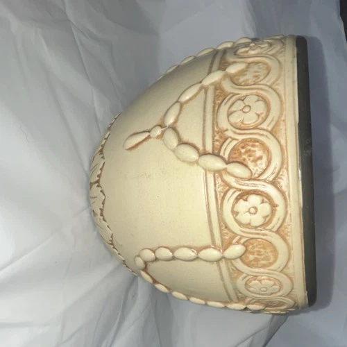 Ceramic Planter Beige Glossy Art Pottery Embossed Pattern Round