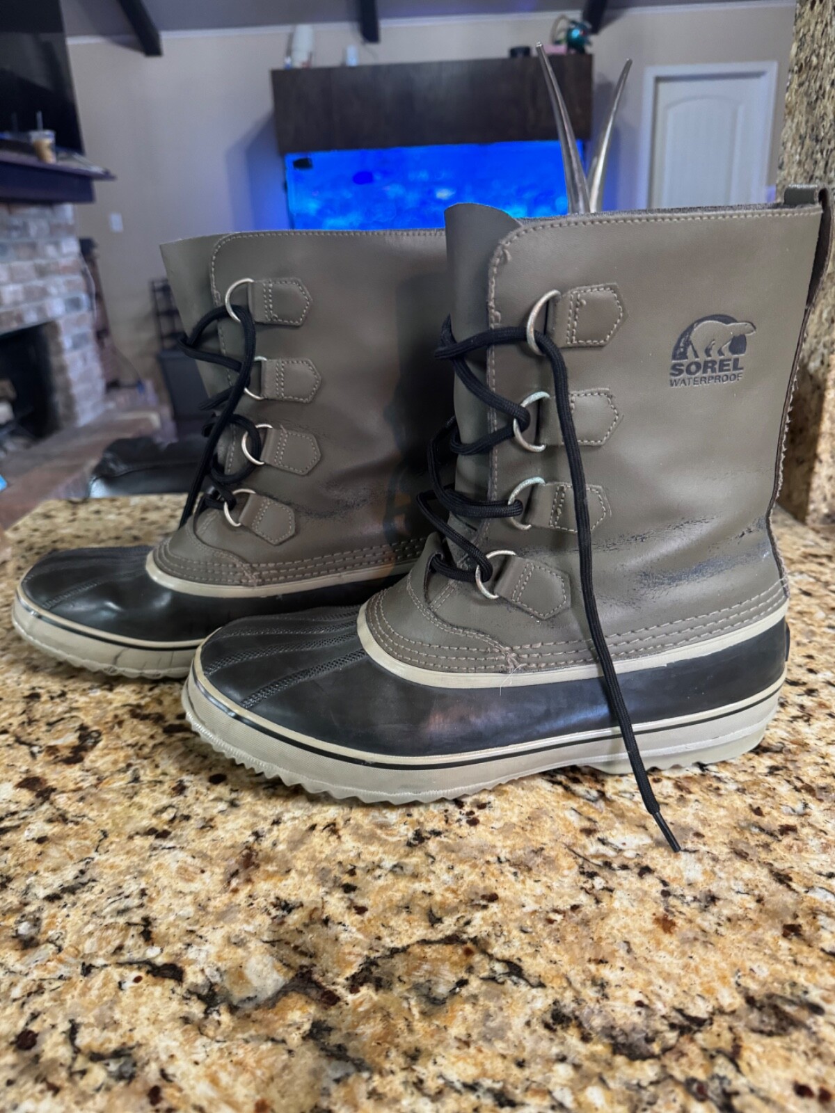 Sorel snow boots men 11-image