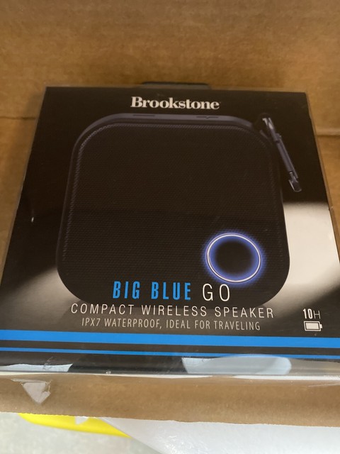 big blue mini wireless travel speaker