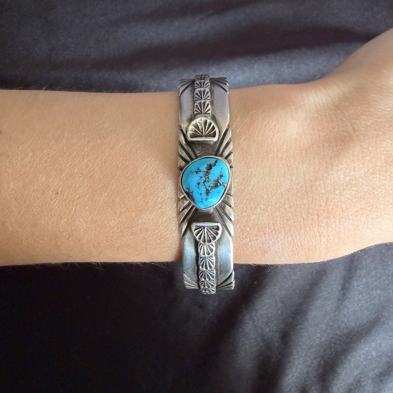 TAHE - NAVAJO NATIVE AMERICAN STERLING SILVER TURQUOI… - Gem