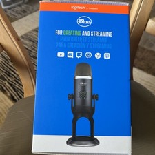 Logitech Blue Yeti Game Streaming Microphone Kit - 988-000521