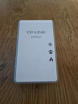 TP-Link TL-PA2030 200mbps Single Powerline Adapter mit 3 Ports Powerline Verlängerung