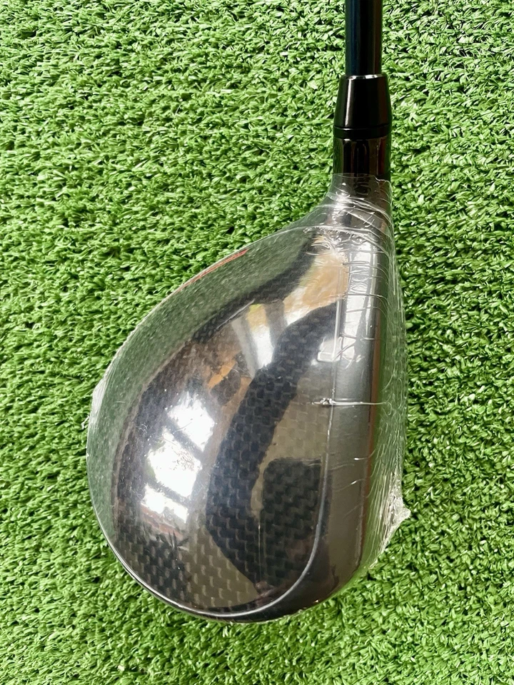 Wilson Dynapwr Carbon Fairway 3 Wood Stiff Flex Right Handed Mens Golf Club - Image 4 of 4