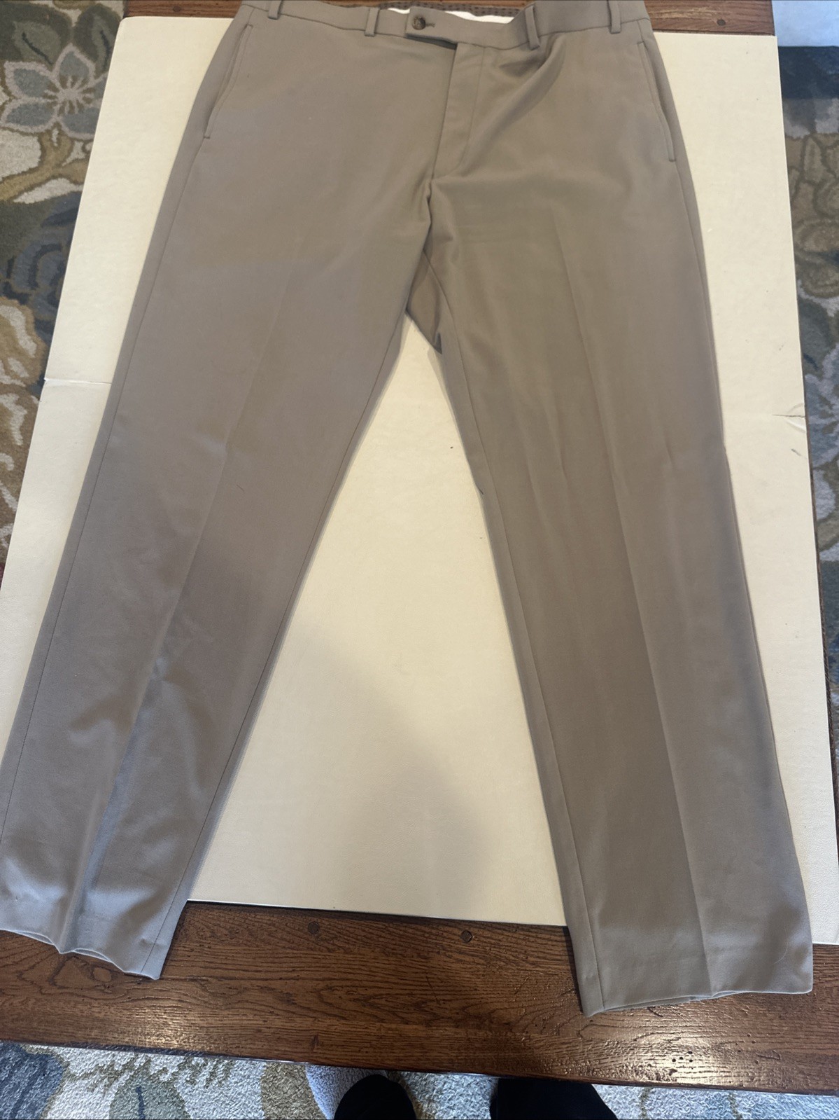Lauren Ralph Lauren Black Label Dress Slacks 38x32 Taupe Flat. Preppy Quiet Lux
